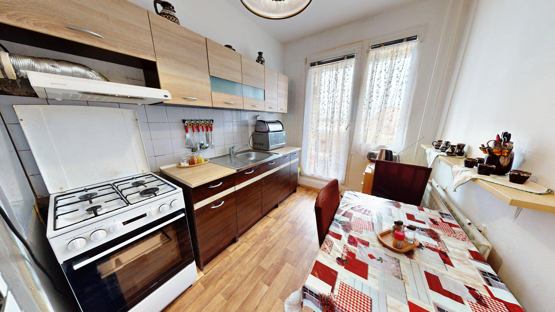 2-IZBOVÝ BYT S LOGGIOU, KRÁSNY VÝHĽAD, 50m2, RAJEC