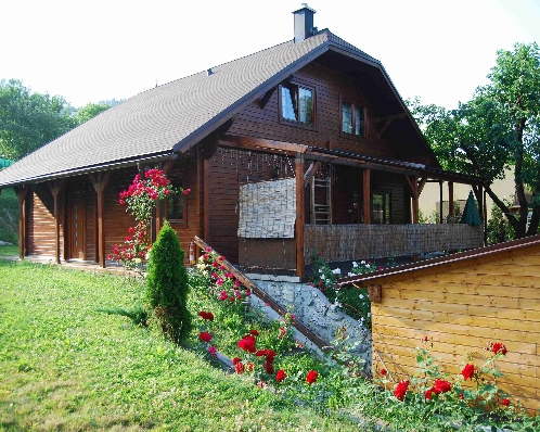 RODINNÝ DOM - SNEŽNICA