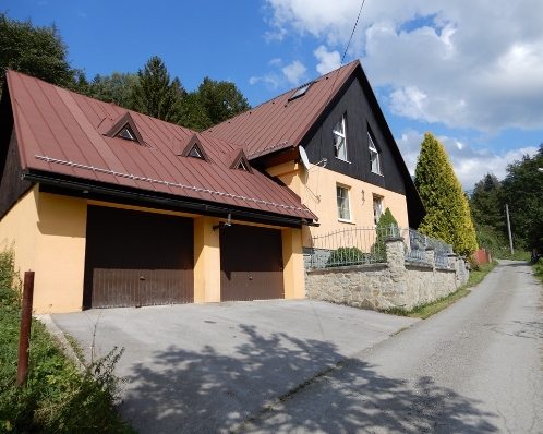 RODINNÝ DOM ZÁKOPČIE
