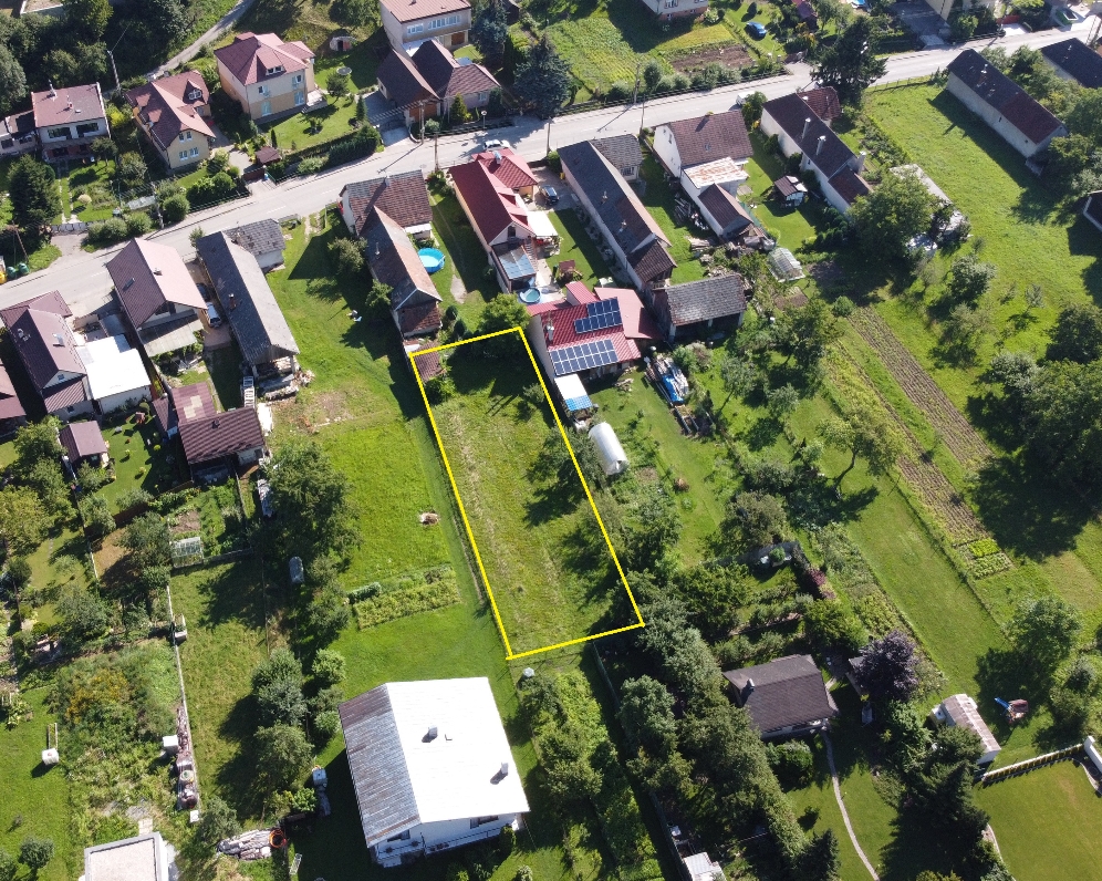 STAVEBNÝ POZEMOK VO VIŠŇOVOM PRI ŽILINE