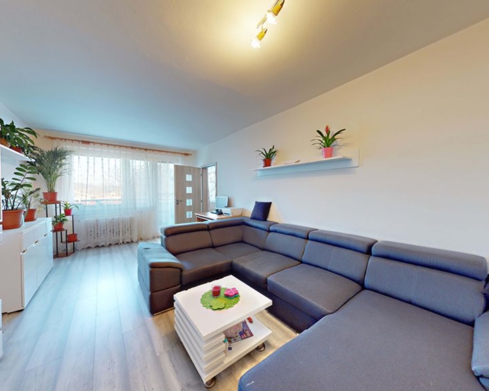 ZREKONŠTRUOVANÝ 3-IZBOVÝ BYT S LOGGIOU, 69m2, ŽILINA - HLINY
