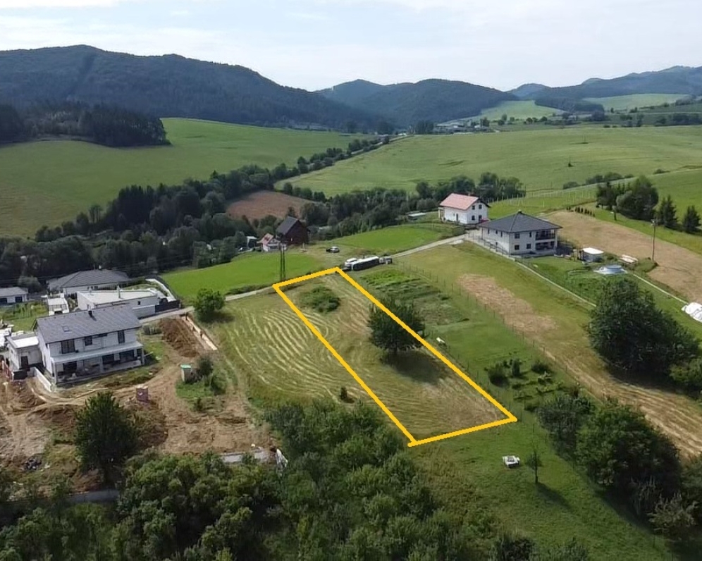 STAVEBNÝ POZEMOK S KRÁSNYM VÝHĽADOM, 1050m2, ŽILINA - PODHORIE