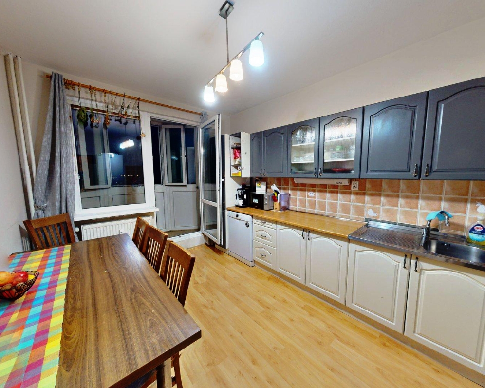 3-IZBOVÝ BYT S LOGGIOU, 73 m², ŽILINA - HÁJIK