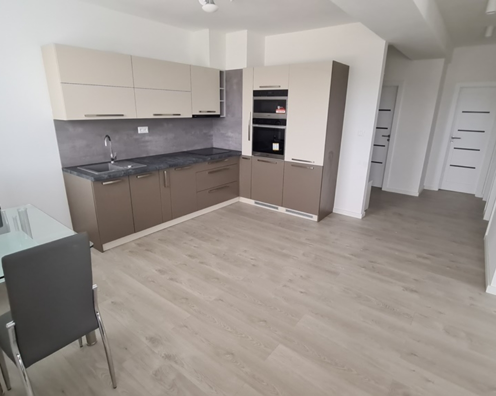 NOVOSTAVBA: 3-IZBOVÝ BYT S BALKÓNOM, 92m2, ŽILINA